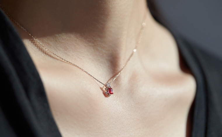 Crest Necklace-Spinel