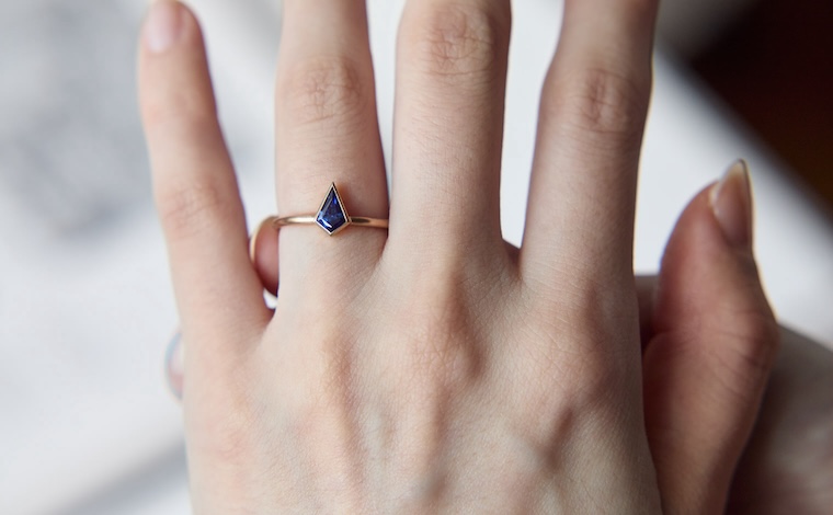 Escudo Ring- Sapphire Arrowhead