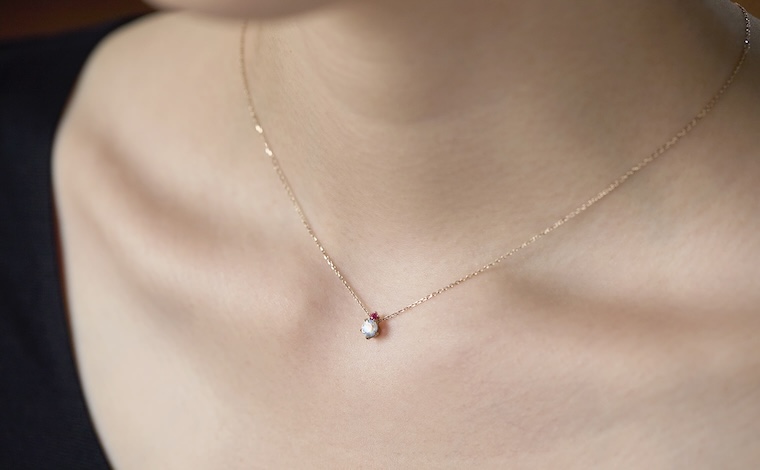 Full Moon Necklace-Spinel