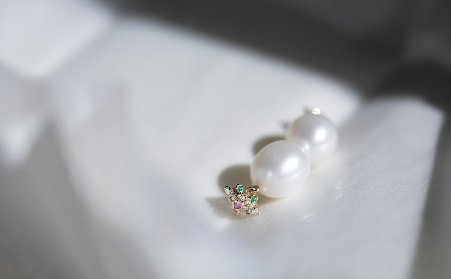 Orchid Pearl Studs-Rainbow